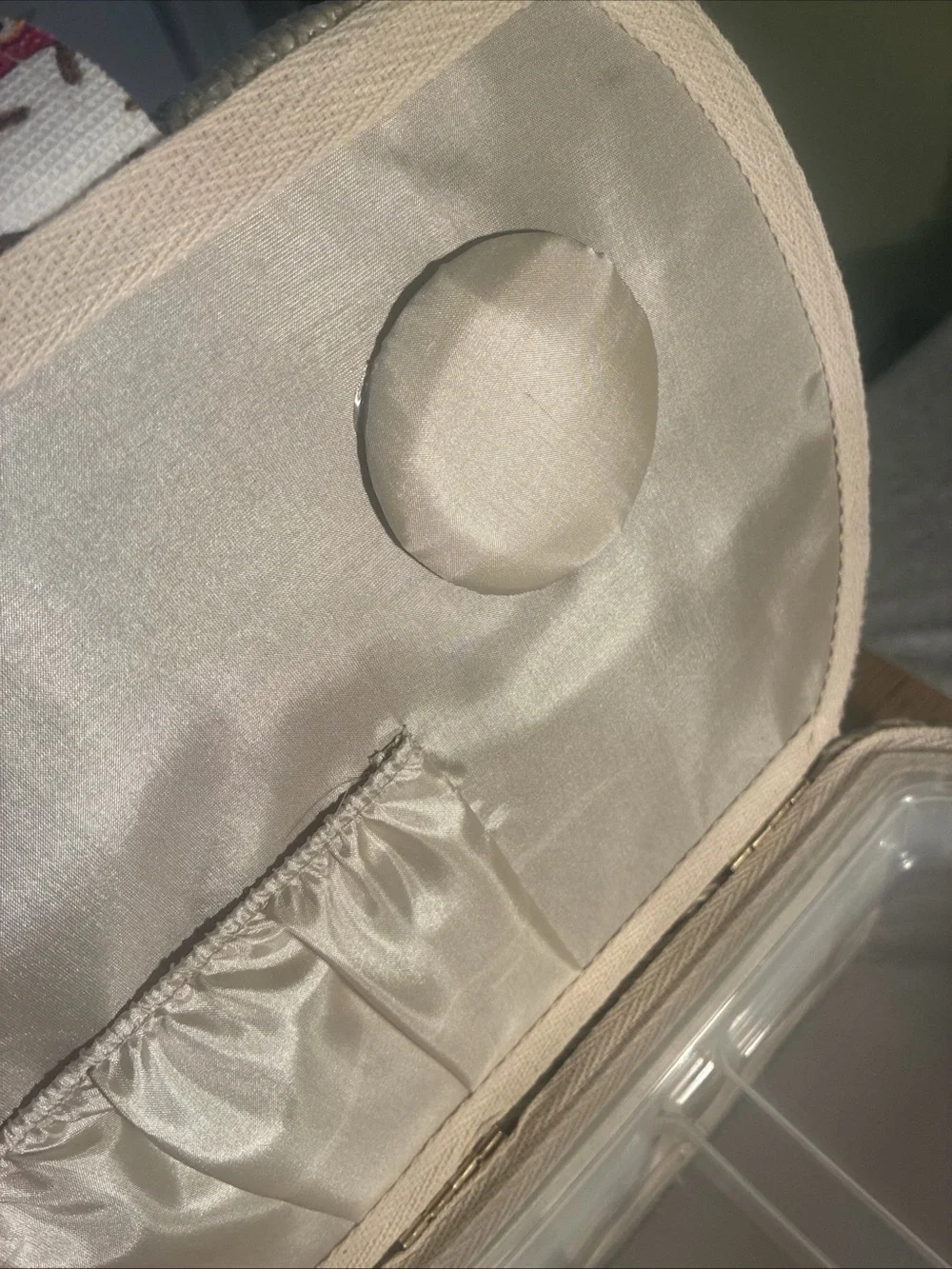 Owl Print Seeing  Box in Cream and Multicolor